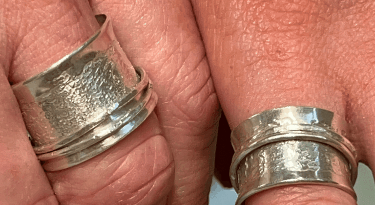 תמונה מהסטודיו של Jewelry Room TLV, סדנאות צורפות ביפו