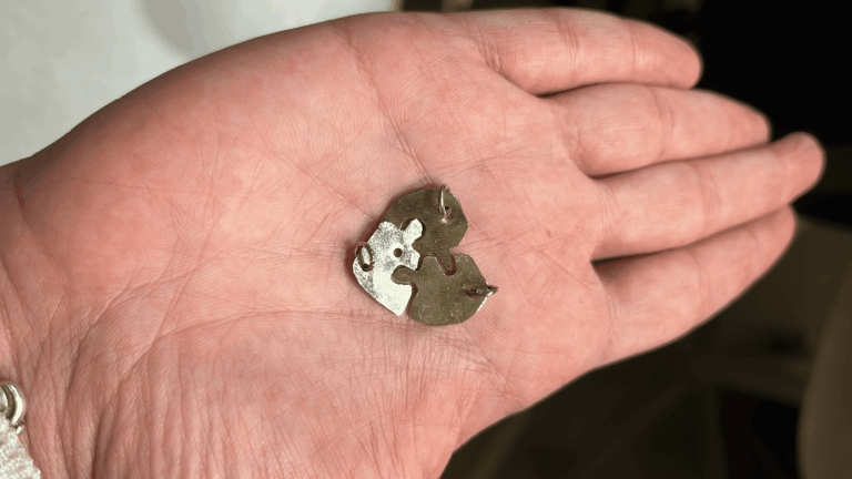 תמונה מהסטודיו של Jewelry Room TLV, סדנאות צורפות ביפו